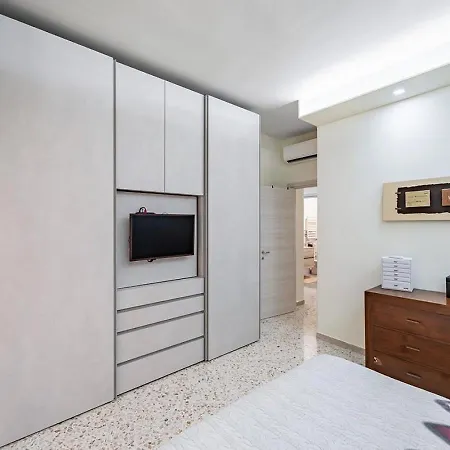 Ben Posizionato Di 3 Locali Vicino Al Mare 바리