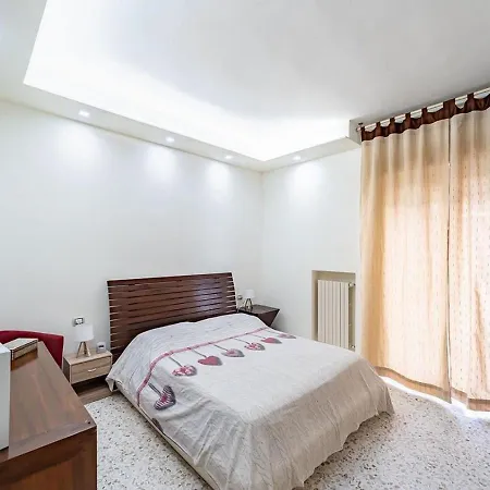 Ben Posizionato Di 3 Locali Vicino Al Mare *